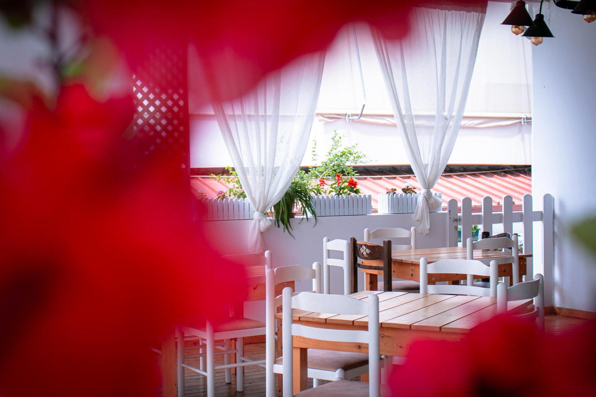Hotel Fron Sarandë 外观 照片