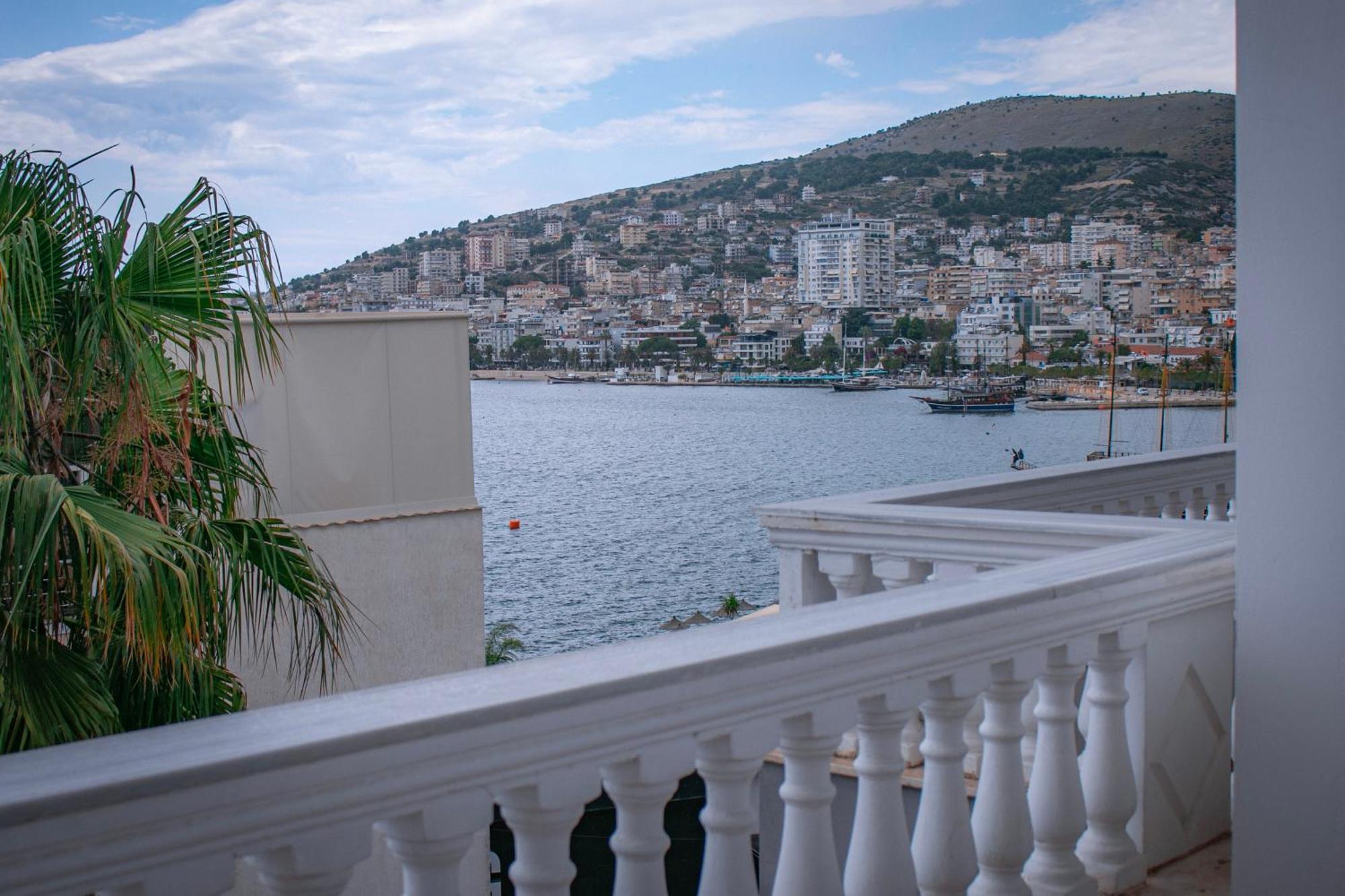 Hotel Fron Sarandë 外观 照片