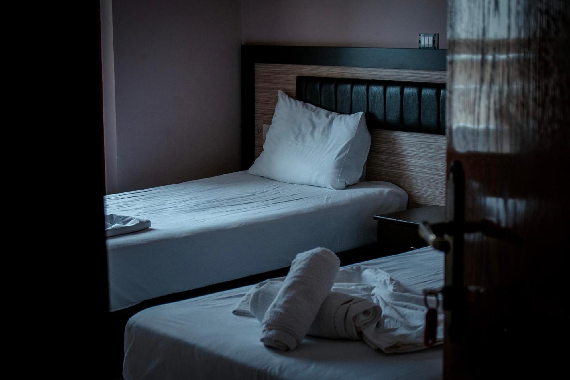 Hotel Fron Sarandë 外观 照片