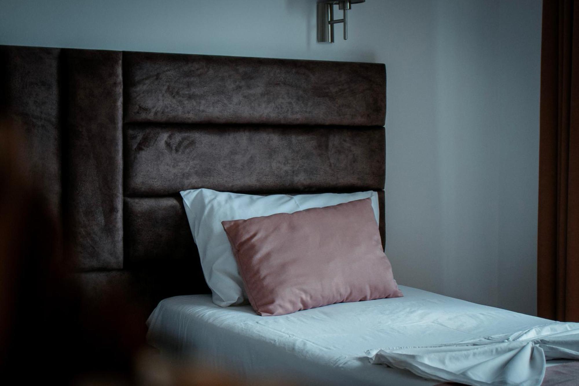 Hotel Fron Sarandë 外观 照片