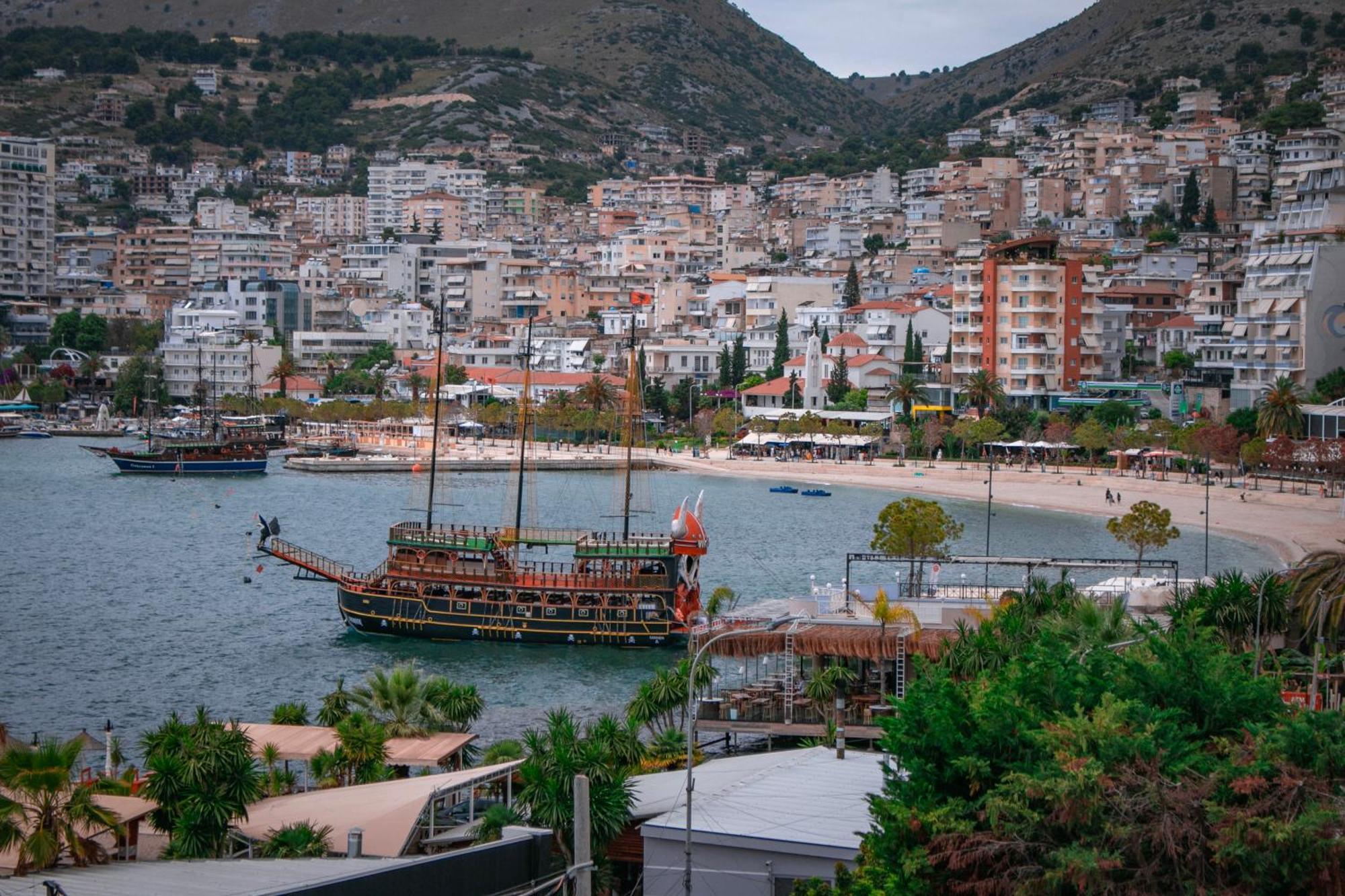 Hotel Fron Sarandë 外观 照片